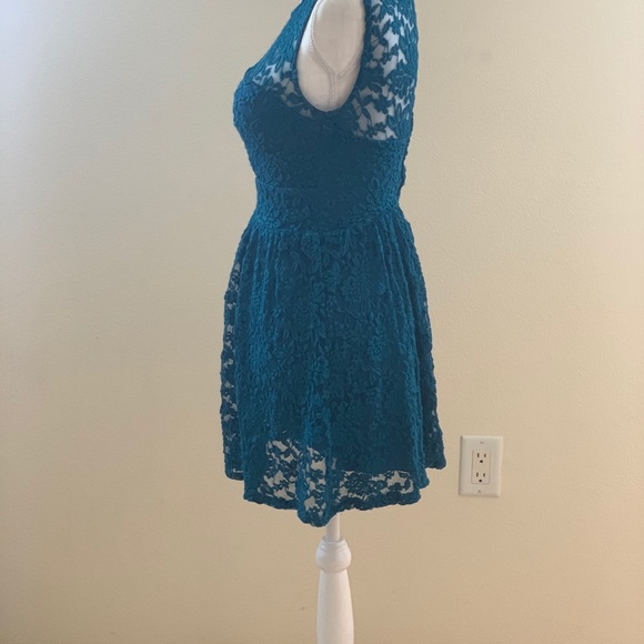 Sapphire Blue Fit and Flair cocktail dress - Picture 3 of 3
